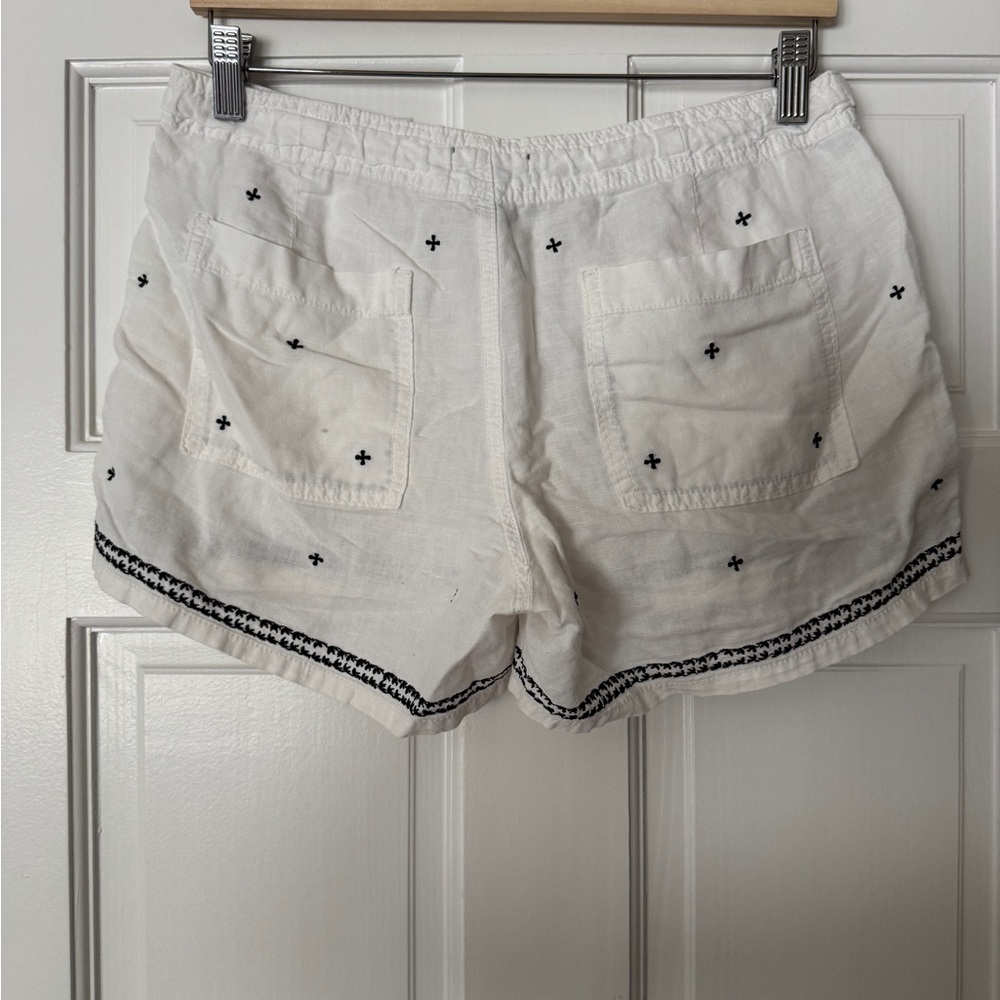 GAP Women's White Embroidered Drawstring Shorts - Picture 3 of 4